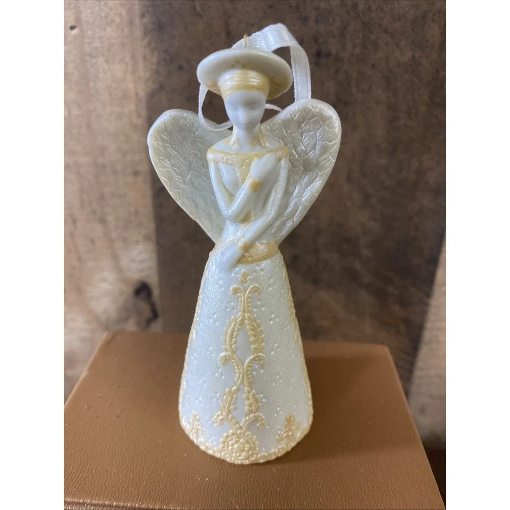 Hallmark Keepsake 2000 Angelic Bell Cherub Angel‎ Tree Ornament New Factory Box